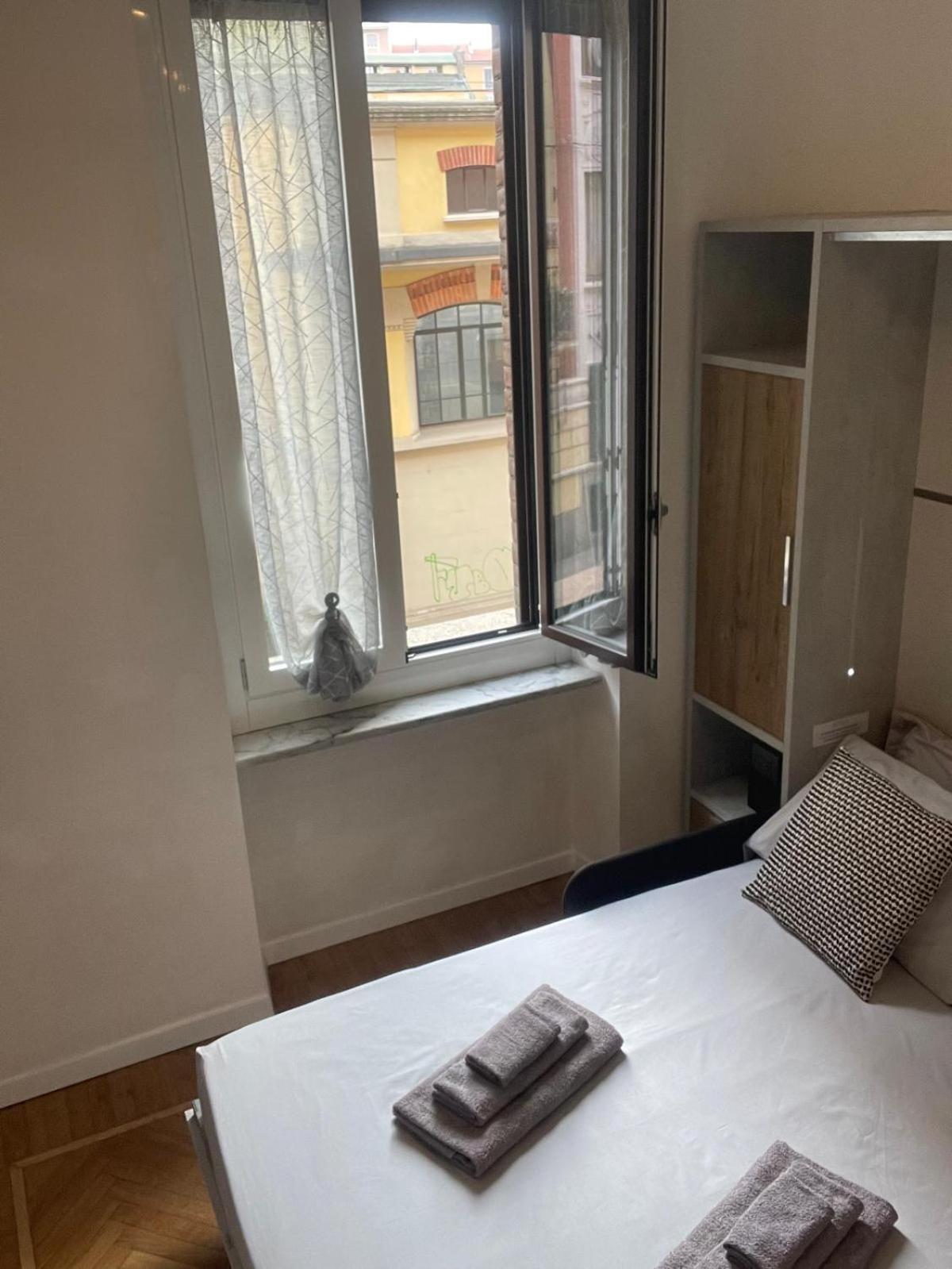 Drooms 4,0 Domotic Smart Self 24H,7 Vicino Treni Porta Susa E Centro Storico Turin Exterior foto